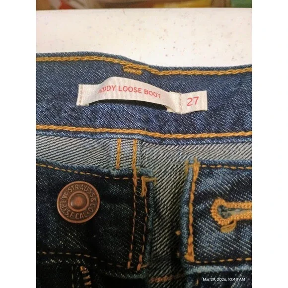 Levi's Women's Middy Loose Bootcut Jeans - Shaded View 27 - Picture 5 of 8